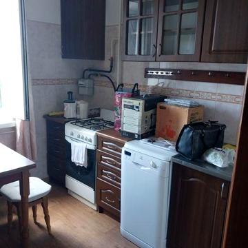 Здається 3 кімнатна квартира , центр , біля ЦУМу