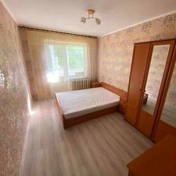 Прибузька вул., 32
