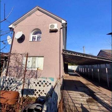 Продаж будинку з ремонтом в Радушному. Гарне
місце.