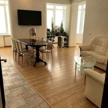Сдам 2к квартиру в самом центре , ул.Европейская 30