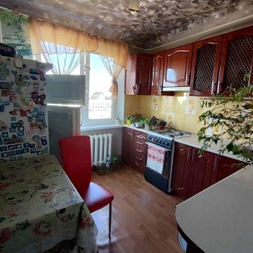 Троїцька вул. (Красіна), 1