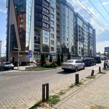 Продам простору квартиру в новобудові ЖК Парус