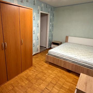 Святоюріївська вул., 10/2