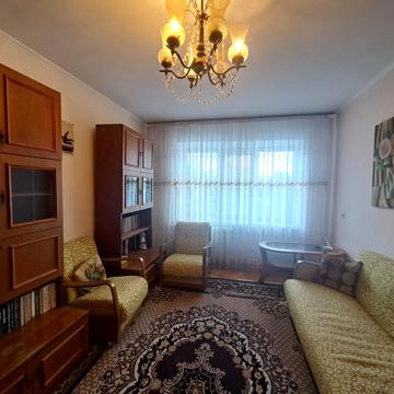 Степана Бандери просп., 80