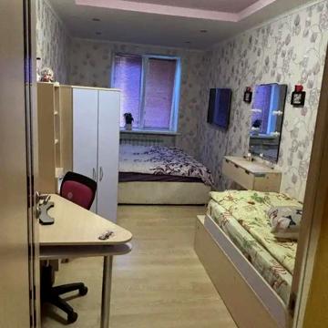 Камянська вул., 30