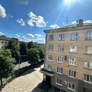 Продам квартиру в самому центрі міста