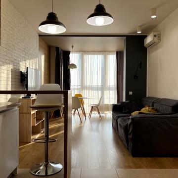 Анатолія Петрицького вул., 21