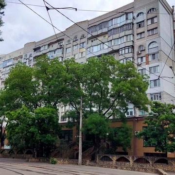 Продаю 2 кімнатну квартиру в центрі, Захисникив Миколаєва, 40 ЖК Екватор-2