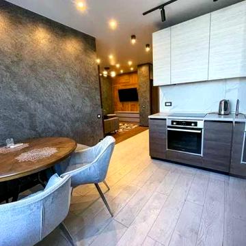 Сдам 1 к. квартиру ЖК 34 жемчужина Евродвушка. ЦЕНТР можно с собакой !