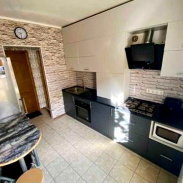 Оренда 1к-квартири з двориком,Святопетрівське