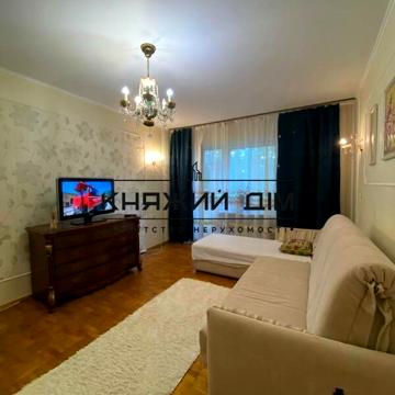 Докії Гуменної вул. (Юрія Смолича), 4