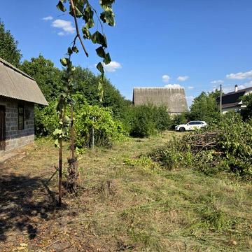 Ревне, 20 соток з будинком