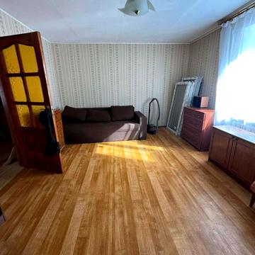 Склозаводська вул., 7