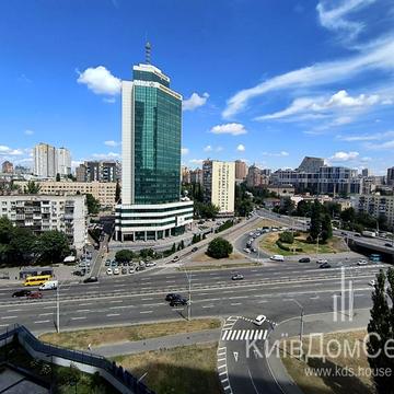 Берестейський просп. (Перемоги), 11 к3