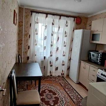 Простора квартири пр.Лушпи | біля Атріума |41 м² | Два балкони | ЦЕГЛА