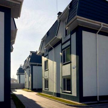 Продаж 3-поверхового будинку в с. Мила – ідеальна інвестиція.