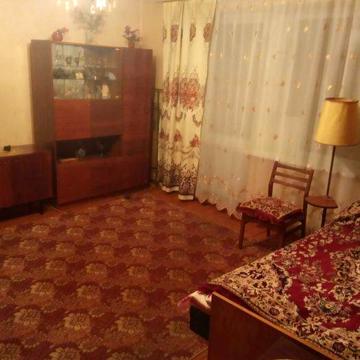 Сдаю однокомнатную квартиру в Лесках.