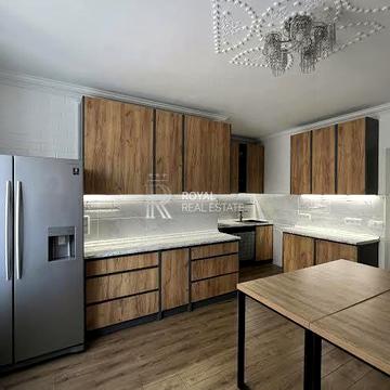 Продажа квартиры Киев 3к 93м2 Шевченковский ул. Дмитриевская ЖК Клубний будинок «Дмитрієвська, 60/19»