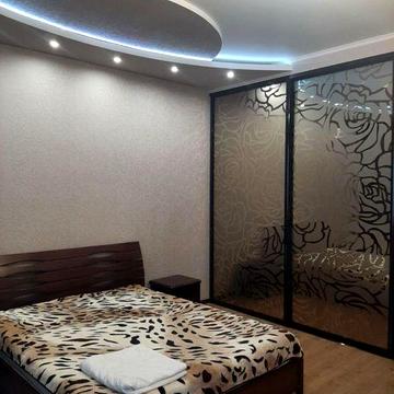 Аренда 3к 100квм Новострой, м 23 Августа, ЖК Триумф