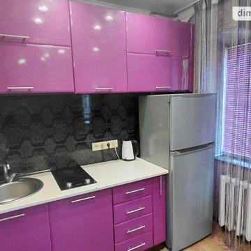 Довгострокова оренда 1к Квартира Хмельницького Богдана вулиця