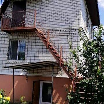Продаю 3-этажную жилую дачу