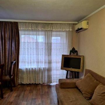 Здам 1к затишну квартиру на Воскресенській 12, парк Глоби, центр