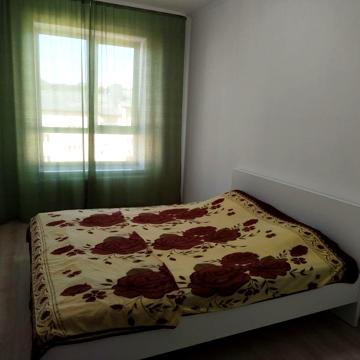 Андрія Сахарова вул., 2