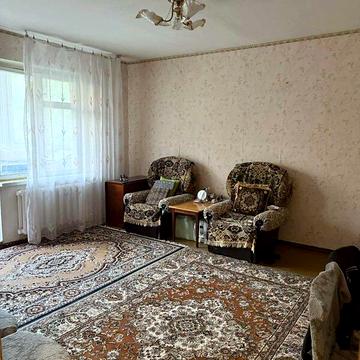 Продаж 3к Квартира Кримська вулиця