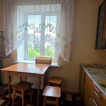 ЦЕНТР!!! Квартира 25 кв.м. на вул. Нижній Вал 3