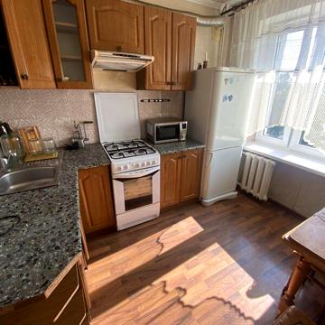 Довгострокова оренда 1к Квартира Лінкольна Авраама вулиця