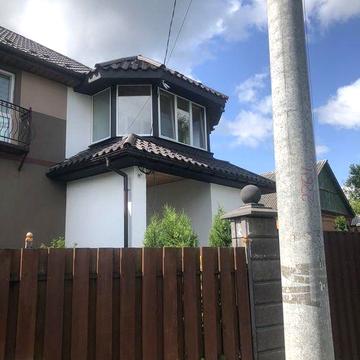 Продаж част.будинку в р-ні монастиря