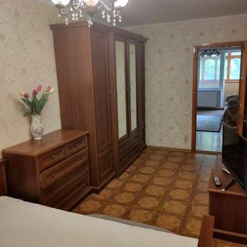 Продам 3-х комнатную квартиру  на Площади Победы от хозяина