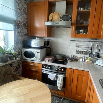 Архітекторів вул., 28