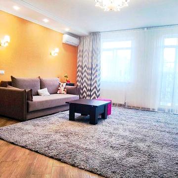 Оренда (Без комиссии) 2 ком. 70 м2 ЖК Британский квартал Луценка 6