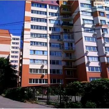 Старицького вул., 20/5