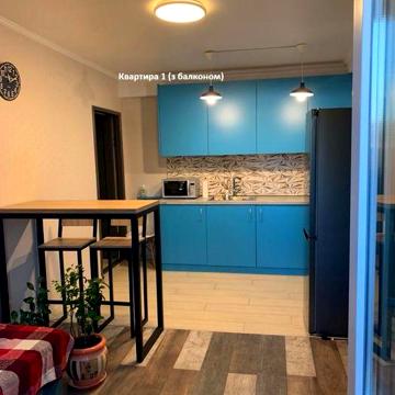 Продається 3-кімнатна квартира, розділена на 2 смарт-квартири.
