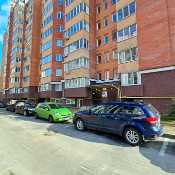 Ново-Оскольська вул., 10-В