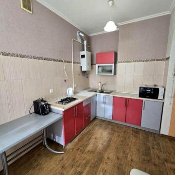Сдам 1 комнатную ст м Ярослава Мудрого