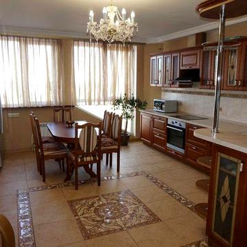 без комиссии продам 4 ком. квартиру ул. Гетьмана 1 Б метро Шулявская ЖК Місце мрії