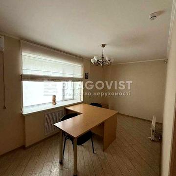 вул. Дегтярівська, 28, продаж квартири  1-й поверх, 44 м2