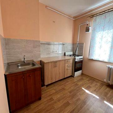 Продаж 1 - кімнатної квартири