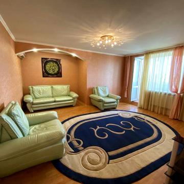 Продаж 3 кімнатної кватири 93 м2 на Ковалівкі, близько центр