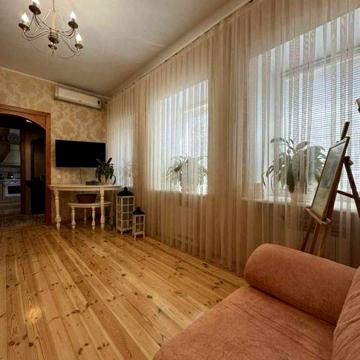 Здається 2-кімнатна квартира, на вул. Святослава Хороброго, 42