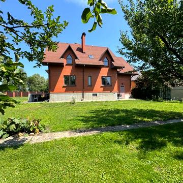 Продаж будинку з підвалом, поруч з озером, 12.2 сотки! гараж, газ