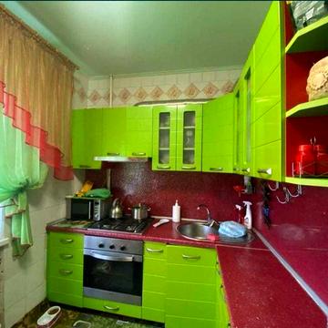 Продам трехкомнатную квартиру в Корабельном районе (р-н 48 школы)