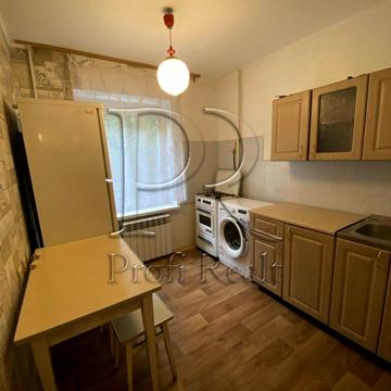 Василя Касіяна вул., 6-Б