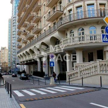 ЖК Renaissance Residence Новоселицька / Добролюбова район Посольств ЖК Renaissance Residence
