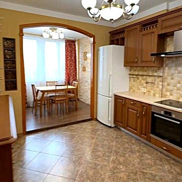 Вишгородська вул., 45