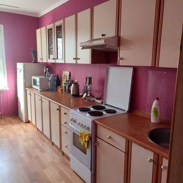 продаж 2к квартири Драгоманова 1д