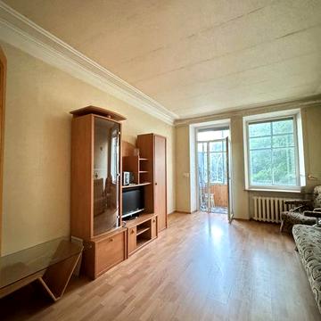 Продам 2к квартиру. Самый центр. Центральная. Пассаж